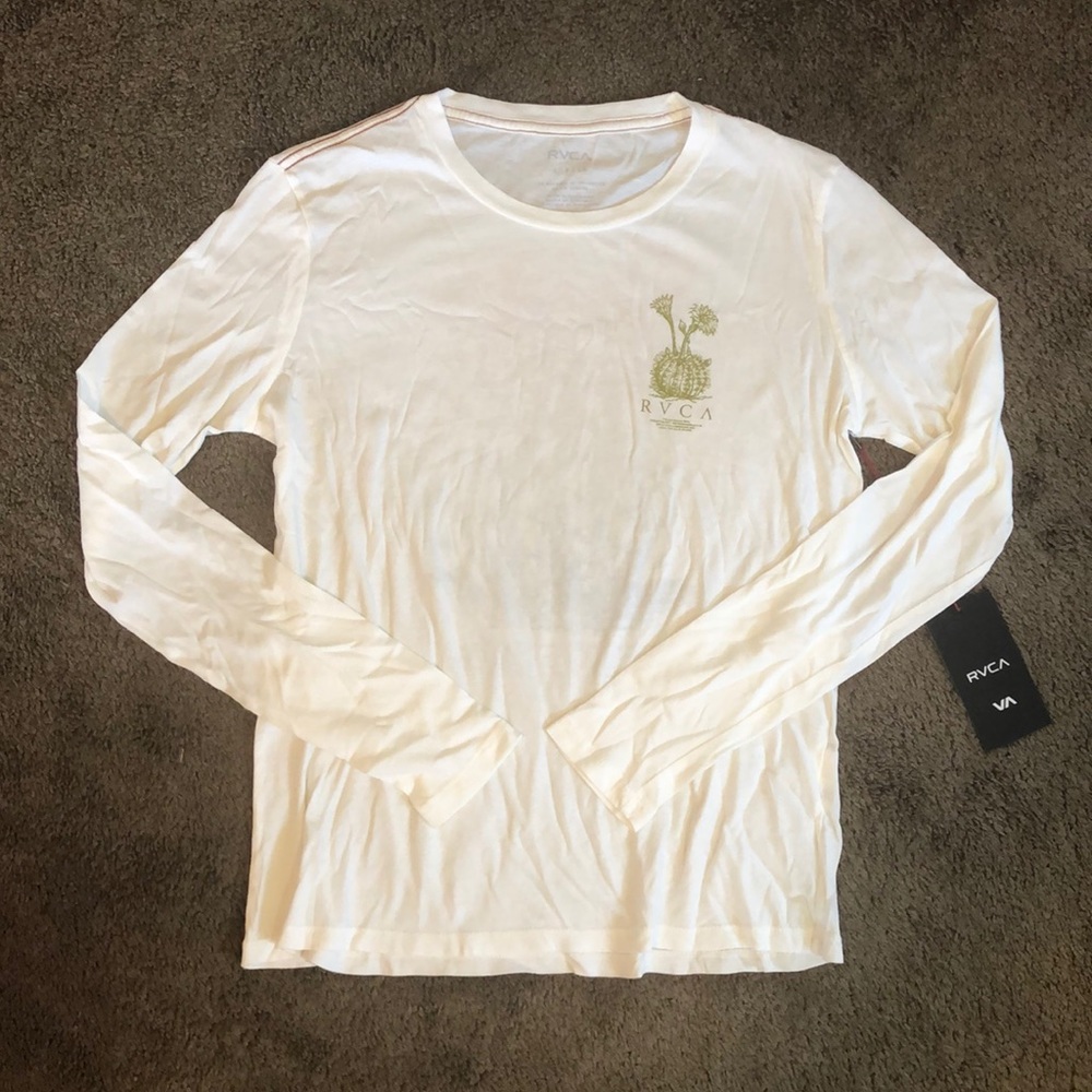 RVCA Long sleeve graphic tee - NWT